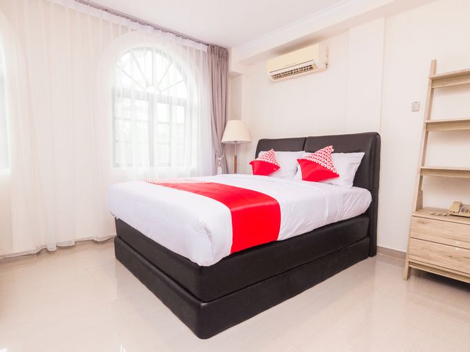 Bedroom 1, OYO 1771 Zeke Hotel, Batam