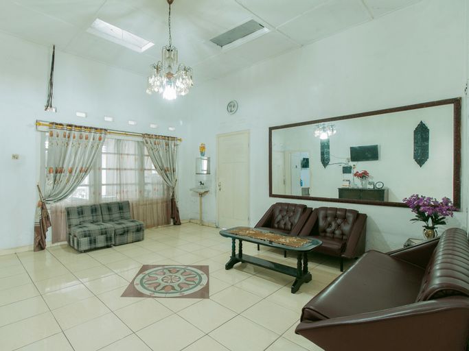 SPOT ON 1707 Hotel Mustika Widyasari, Sukabumi