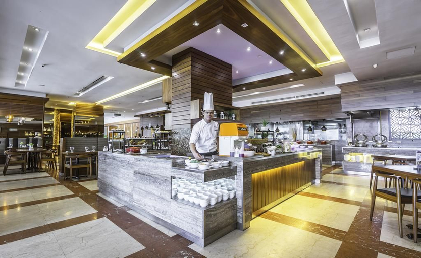 Food & Drinks 3, Crystal Crown Hotel Petaling Jaya, Petaling Jaya