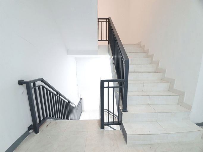 OYO Life 3021 Kost Setia, East Jakarta