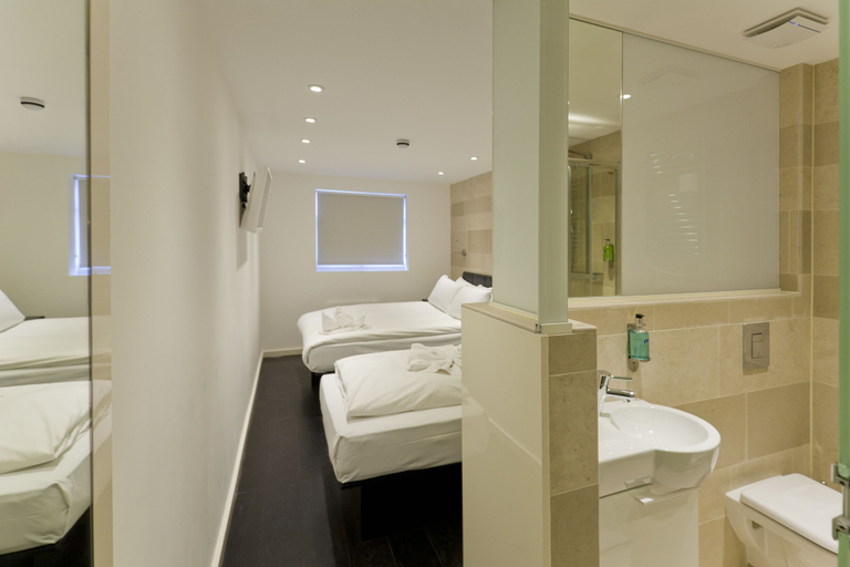 Bathroom 4, Nox Hyde Park, London