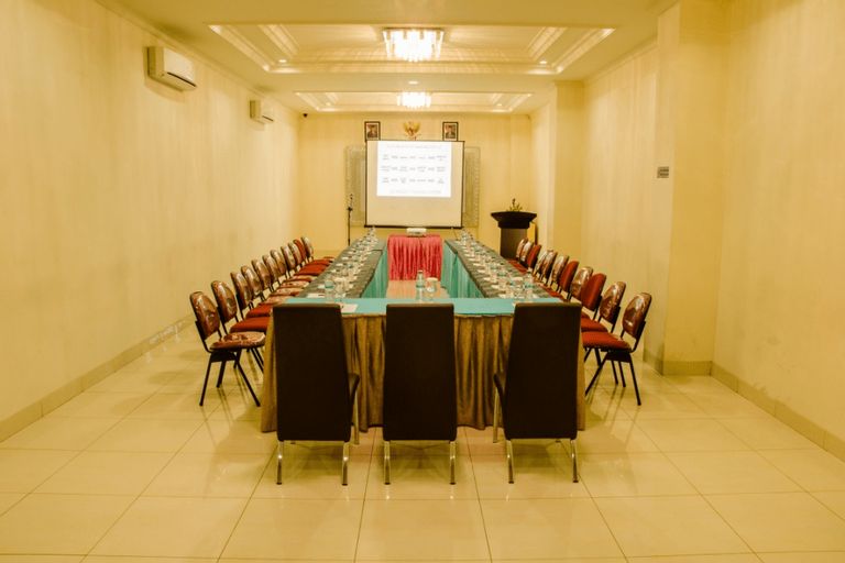 Marina Hotel Bima, Bima