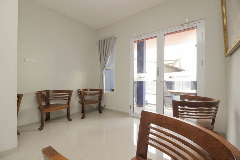 RedDoorz Syariah near Metropolitan Mall Bekasi, Bekasi