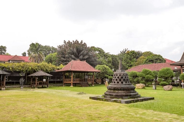 Roemah TelO Boutique House, Pasuruan