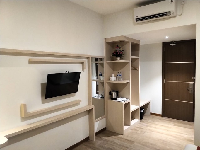 Bedroom 5, Blitz Hotel Batam Centre, Batam