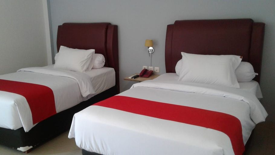 Bedroom 2, MJs Hotel, Jambi