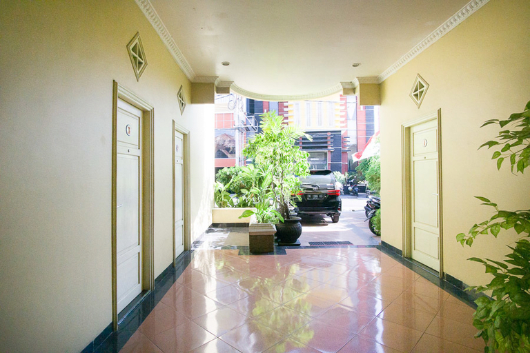 Public Area 3, RedDoorz near Pantai Falajawa Kota Ternate, Ternate