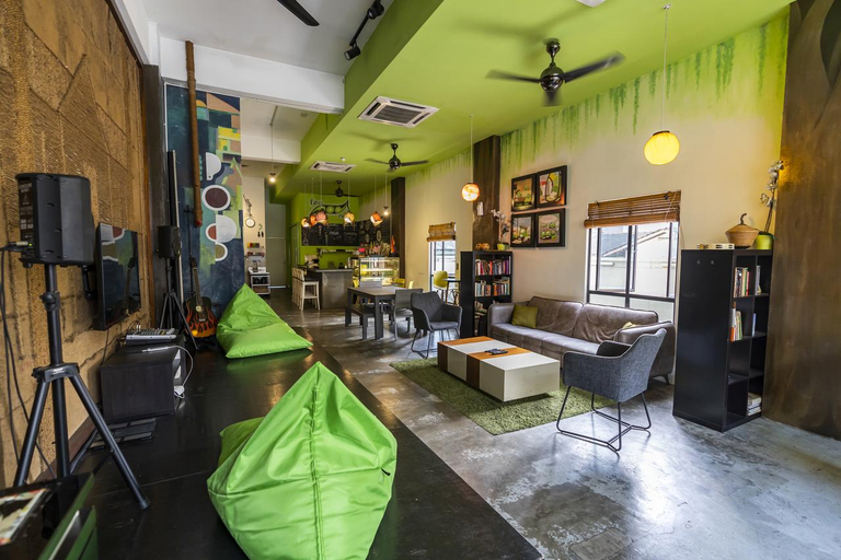 Public Area 2, PODs The Backpackers Home & Cafe, Kuala Lumpur