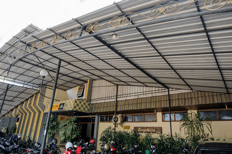 SPOT ON 1761 Hotel Dirgahayu, Ponorogo