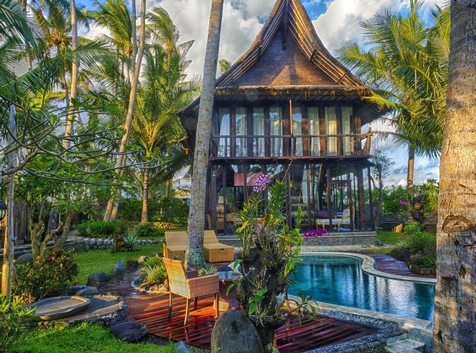 Most Exotic Beachfront Villa Keong, Tabanan