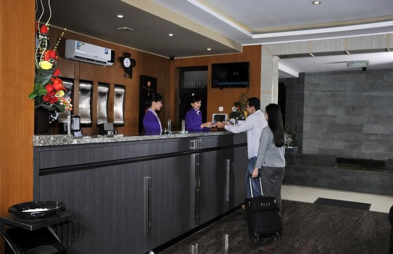 Others 3, Hotel Victory, Bandung