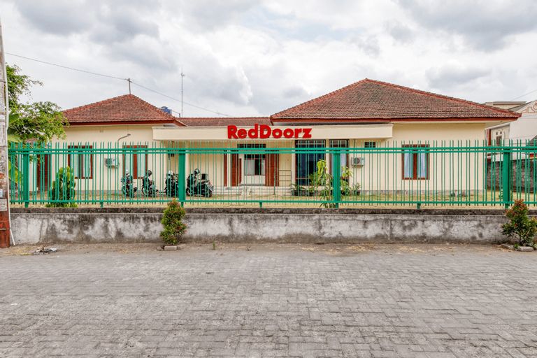 Exterior & Views 2, RedDoorz near Universitas Gajah Mada, Sleman