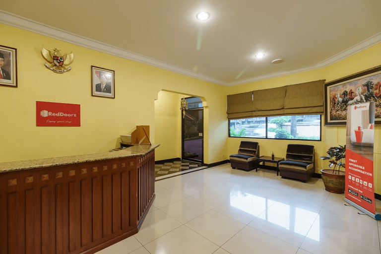 Public Area 3, RedDoorz Plus near Ancol, North Jakarta