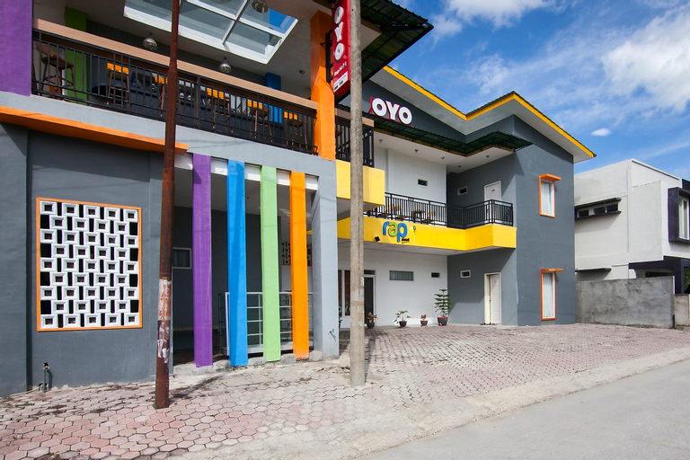 OYO 1095 RAP Hotel, Toba