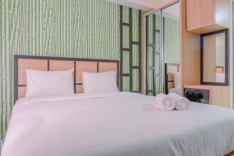 Japanese Style Studio Apartment at The Oasis Cikarang By Travelio, Cikarang
