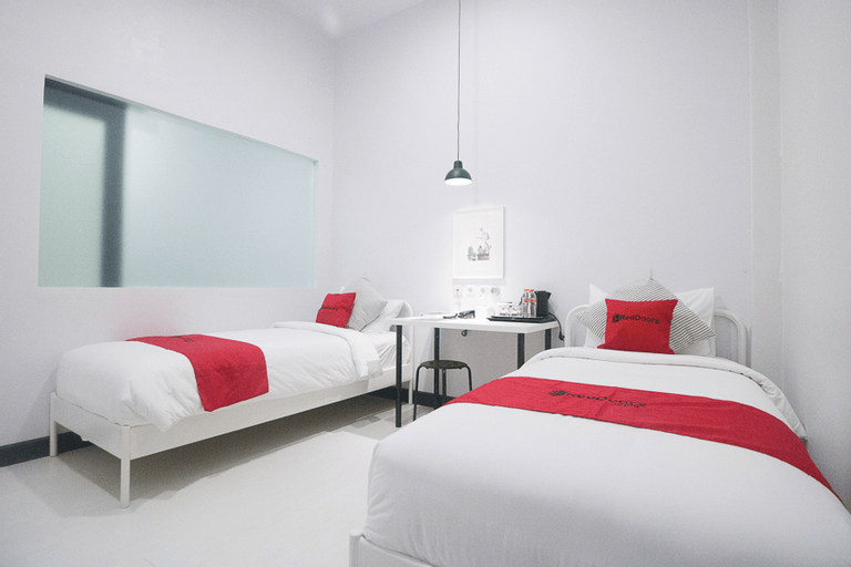 RedDoorz Plus @ Manokwari City Center, Manokwari