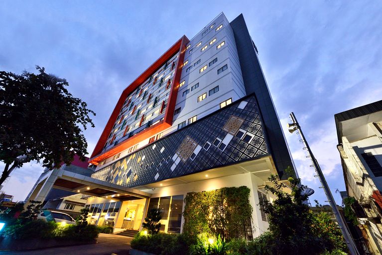 THE 1O1 Palembang Rajawali, Palembang