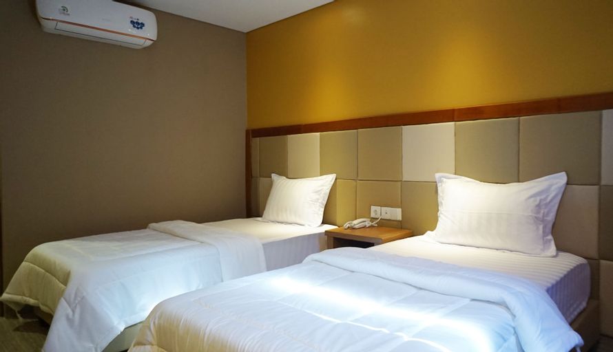 Bedroom 3, Benhas Hotel, Bukittinggi