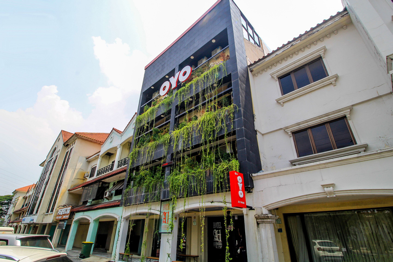 Exterior & Views 2, Super OYO Capital O 217 A1 Hotel, Surabaya