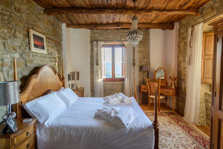 Bedroom 5, IL Rifugio Farmhouse, Salerno