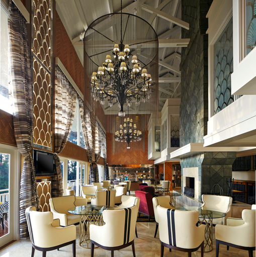 Sheraton Bandung Hotel & Towers - Food & Drinks