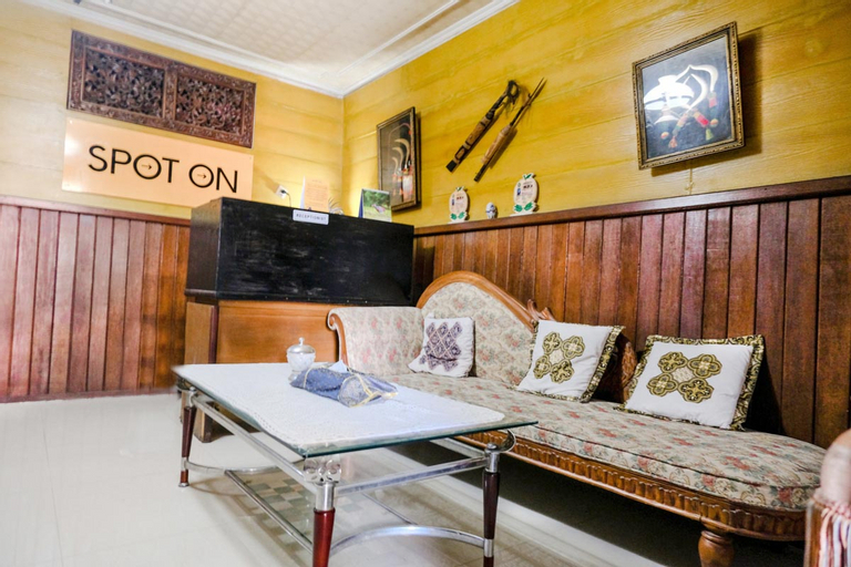 SPOT ON 2271 Nabila O Family Residence, Malang