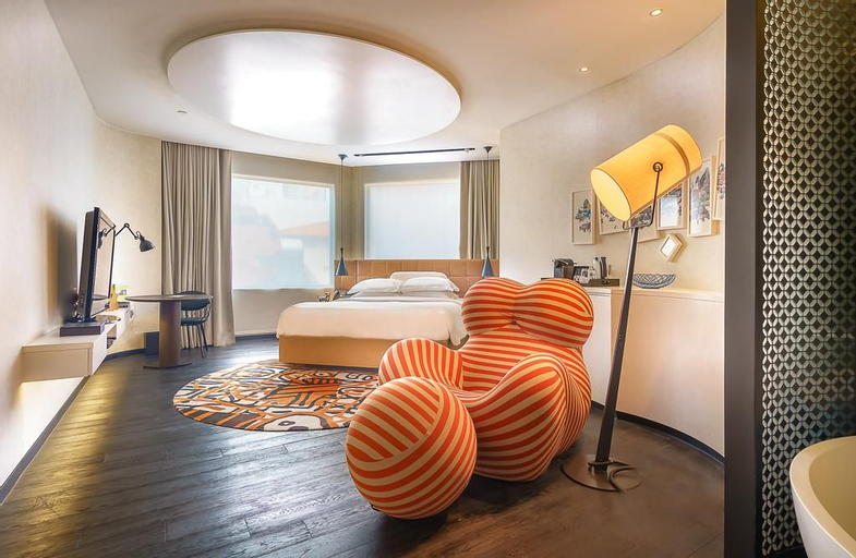 Bedroom 16