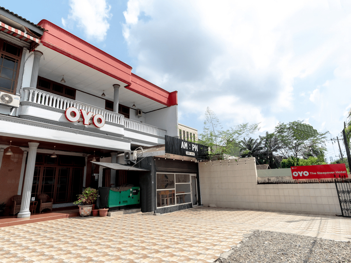 Exterior & Views 2, OYO 2777 Sleepover Sei Serayu, Medan