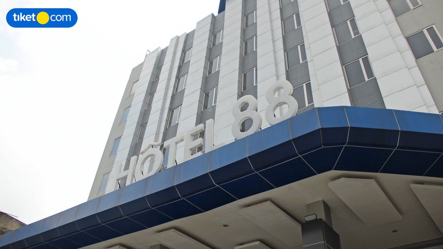 Hotel 88 ITC Fatmawati Panglima Polim, South Jakarta