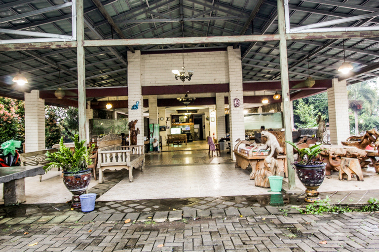OYO 2278 Cikidang Hunting Resort, Sukabumi
