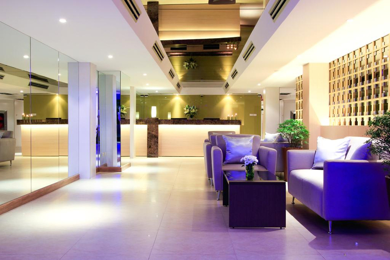 Public Area 2, Petals Inn, Khlong Toey