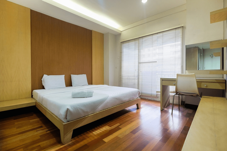 Exterior & Views 2, Spacious and Cozy 3BR Poins Square Apartment By Travelio, South Jakarta