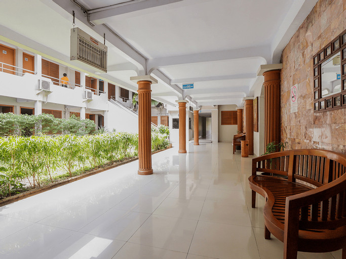 OYO 918 Hotel Senen Indah Syariah Near Rs Darmais, Central Jakarta