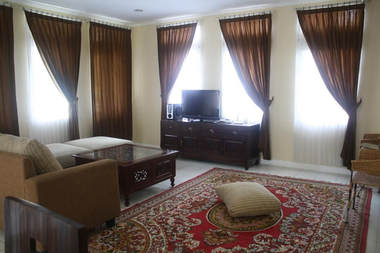 Others 2, Villa Sofia Kota Bunga Puncak, Bogor