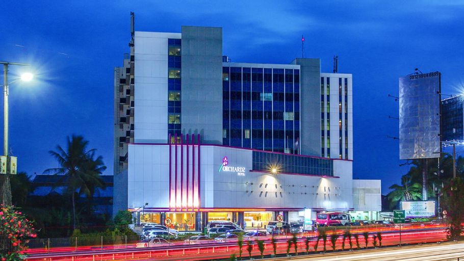 Orchardz Bandara, Tangerang