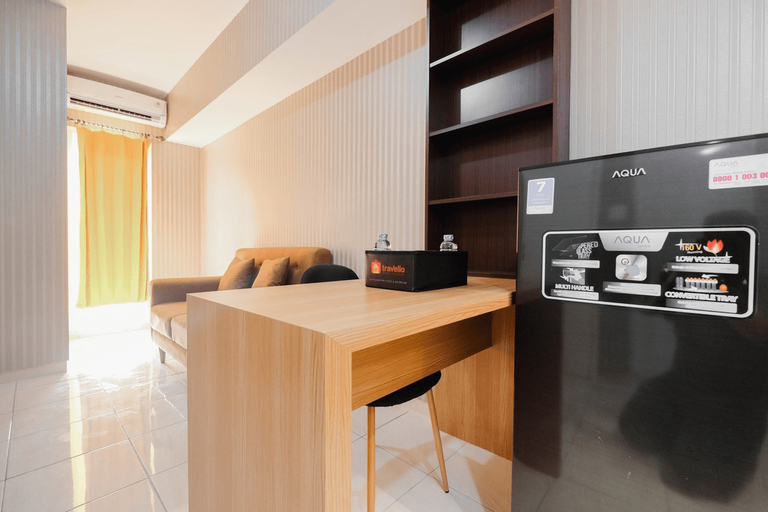 Bedroom 5, Relaxing 2BR Apartment at The Springlake Summarecon By Travelio, Bekasi