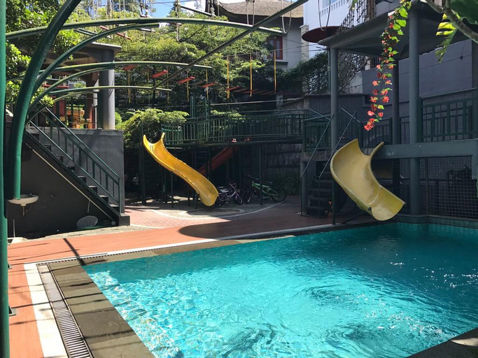 Rumah Stroberi Organic Farm and Lodge, Bandung