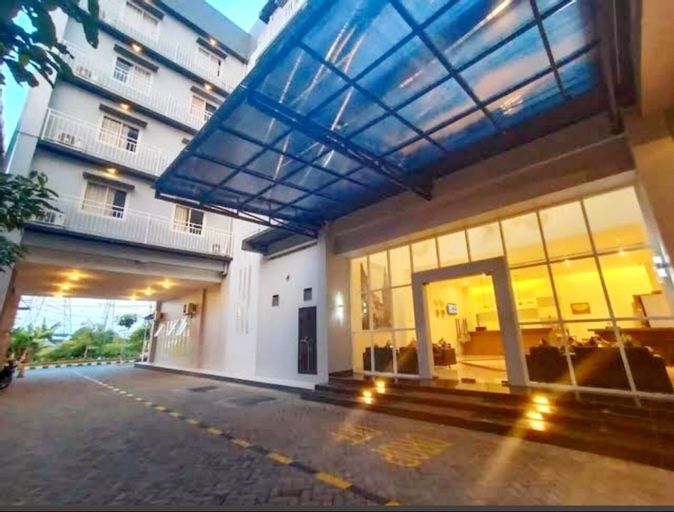 Votel Hotel Charis Tuban, Tuban