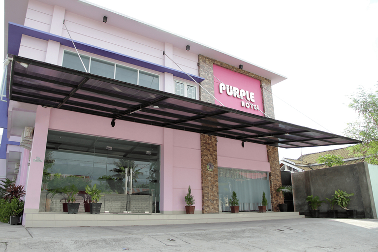 OYO 1138 Purple Hotel, Palu