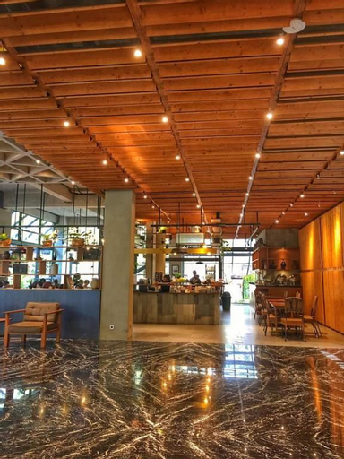 Food & Drinks 2, Hay Bandung, Bandung