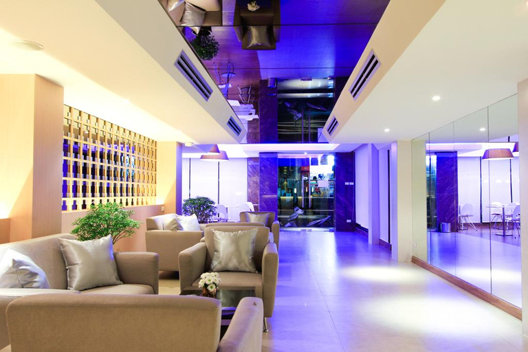 Public Area 5, Petals Inn, Khlong Toey