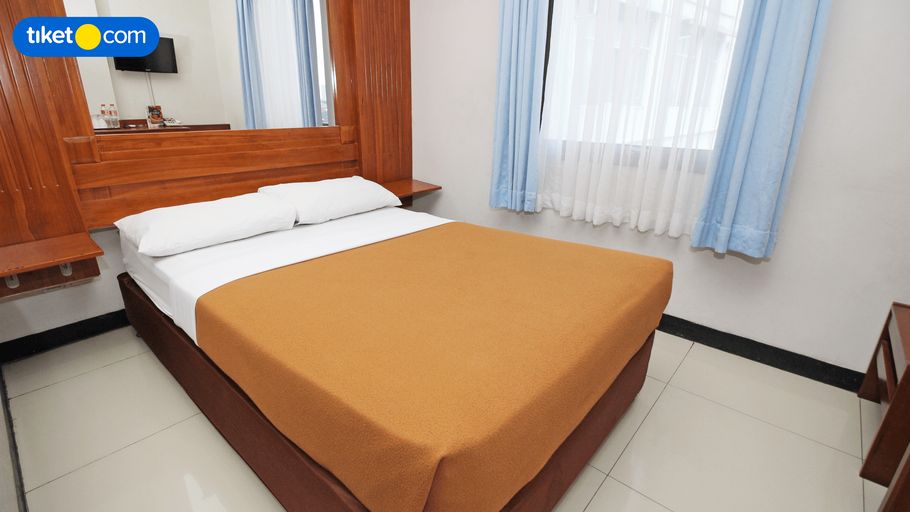 Bedroom 3, Bukit Dago Hotel, Bandung