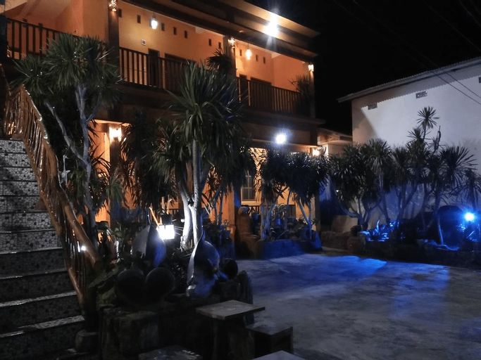 Cici Guest house Bira, Bulukumba