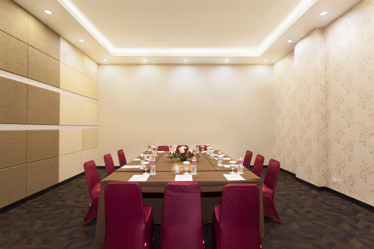 Business Facilities 19