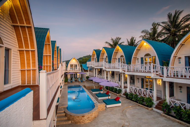 Others 5, Santorini Beach Resort, Lombok