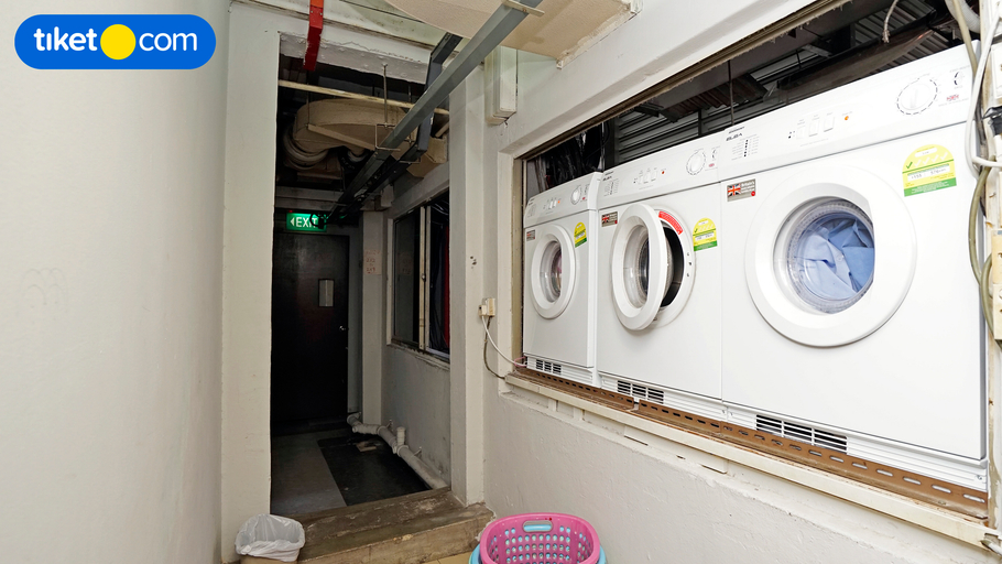 Hawaii Hostel, Singapura
