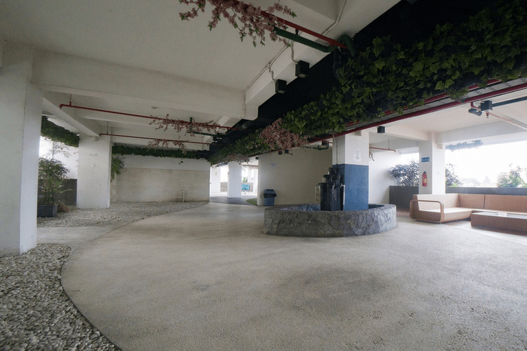 Public Area 2, RedDoorz Apartment near Bundaran Satelit Surabaya 2, Surabaya