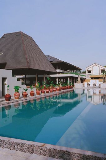 Ayom Java Village Solo, Solo