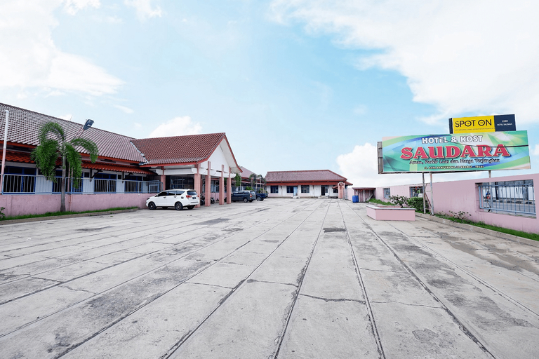 Exterior & Views 3, SPOT ON 2289 Hotel Saudara, Tegal
