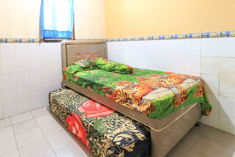 Bedroom 3, Dharmawati Homestay Surabaya, Sidoarjo